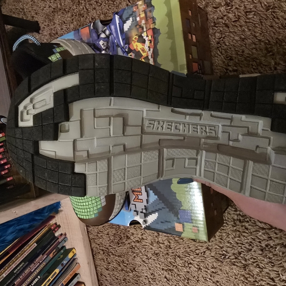 Skechers Kids' Black and Green Shoes - Picture 4 of 4